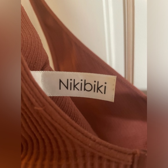 NIKIBIKI Ribbed Seamless Bralette Color Clay - Picture 4 of 5